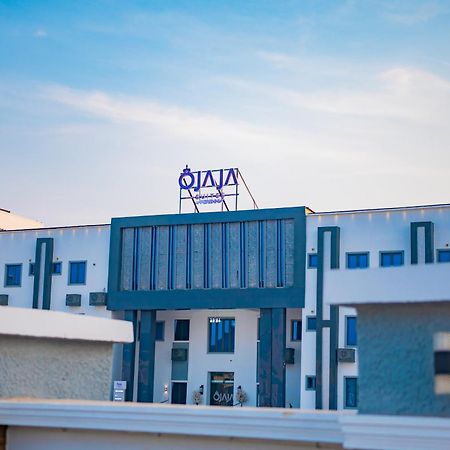 Ojaja Suites By Perennia Akure Dış mekan fotoğraf