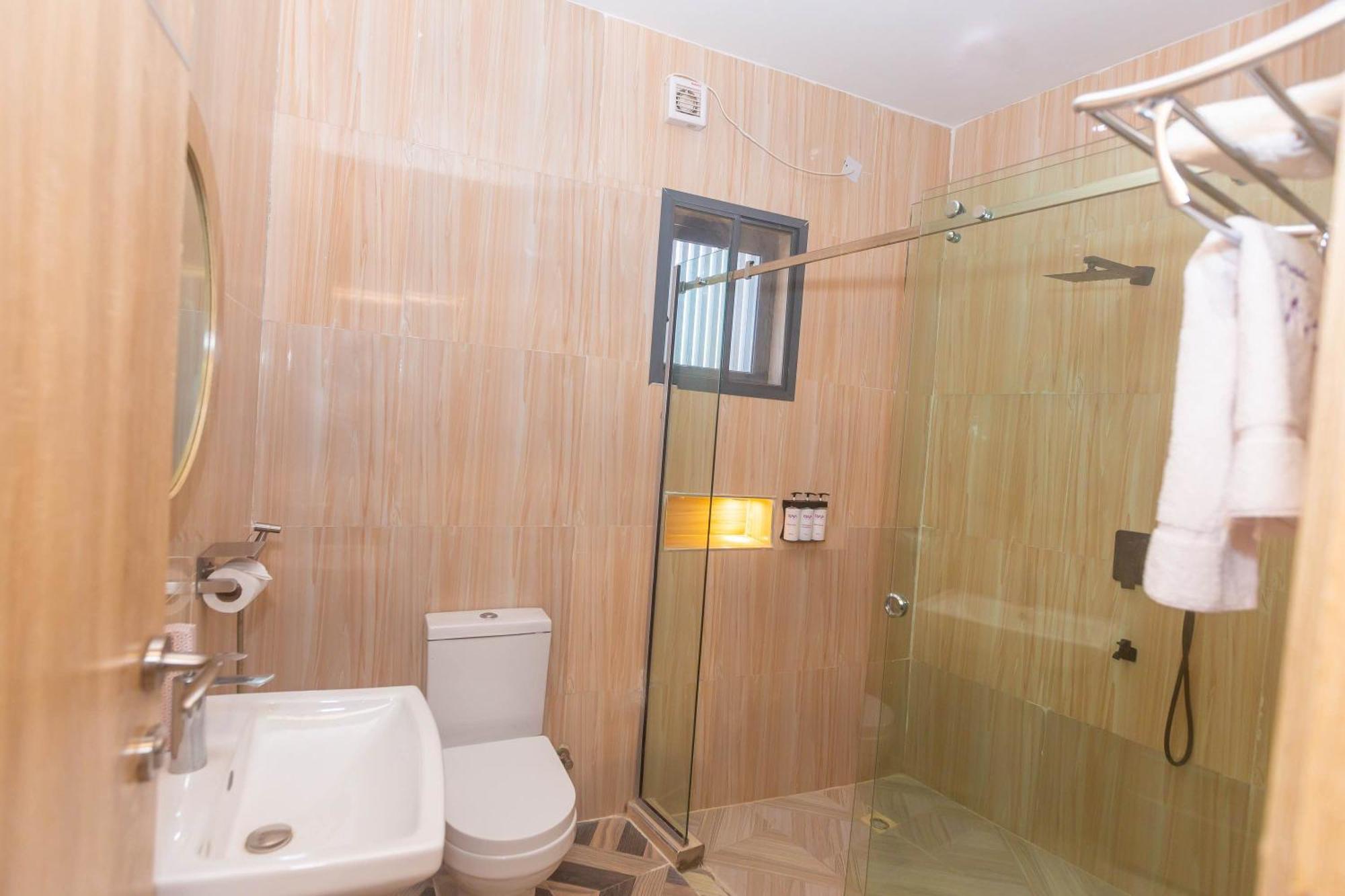 Ojaja Suites By Perennia Akure Dış mekan fotoğraf