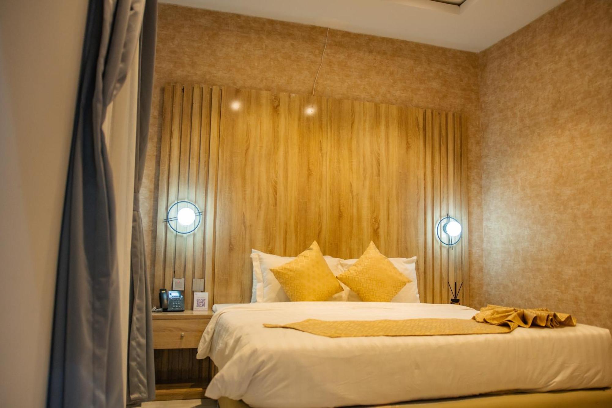 Ojaja Suites By Perennia Akure Dış mekan fotoğraf
