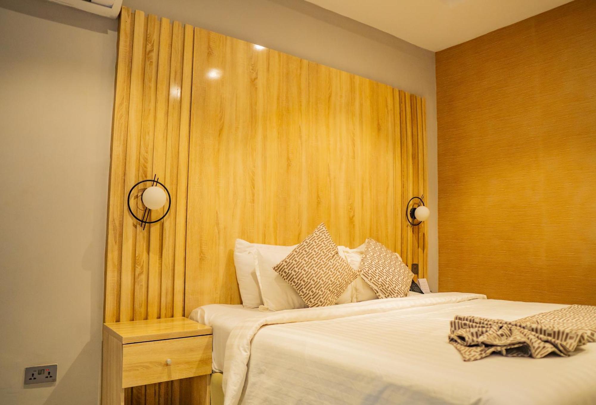 Ojaja Suites By Perennia Akure Dış mekan fotoğraf
