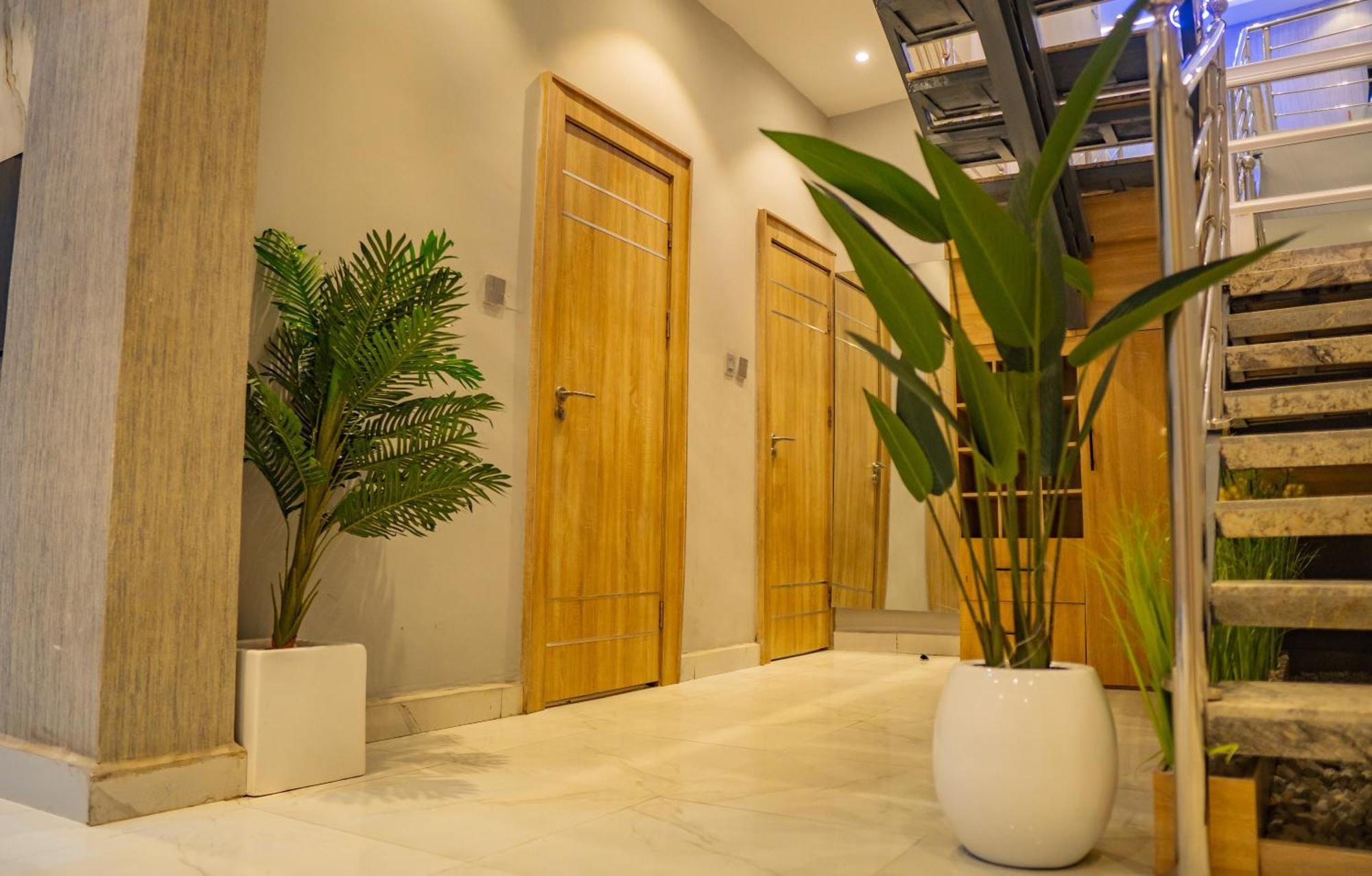 Ojaja Suites By Perennia Akure Dış mekan fotoğraf